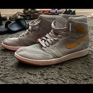 Jordan 1 retro OG Flyknits (wolf grey)